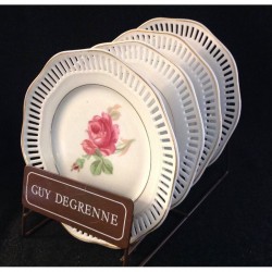 LOT DE 4 ASSIETTES DESSERT...