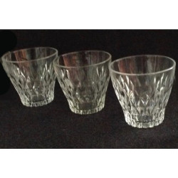 3 VERRES "DIAMANT" VERECO